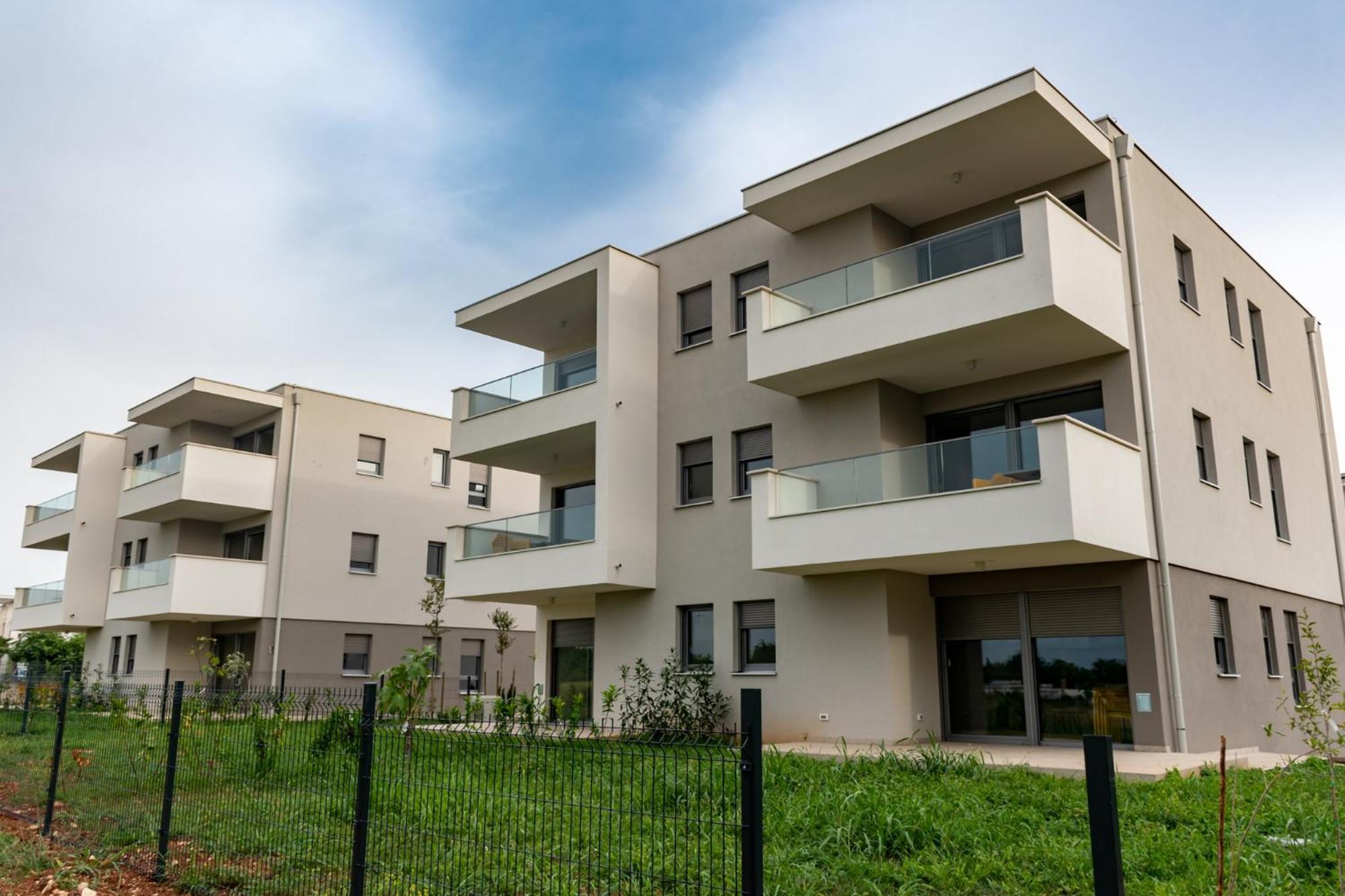 Baden Resort Basanija, Umag-With Sea View, Parking And 300M From The Beach Zewnętrze zdjęcie