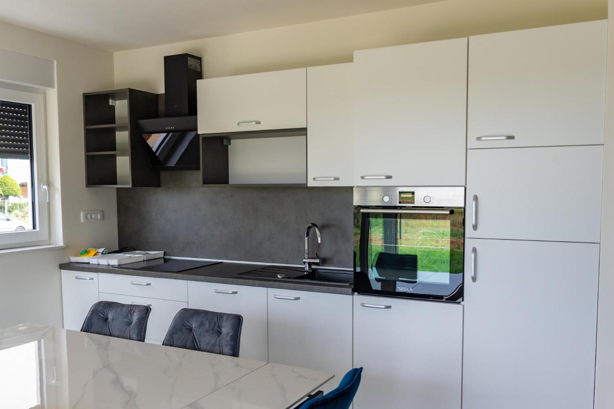 Baden Resort Basanija, Umag-With Sea View, Parking And 300M From The Beach Zewnętrze zdjęcie