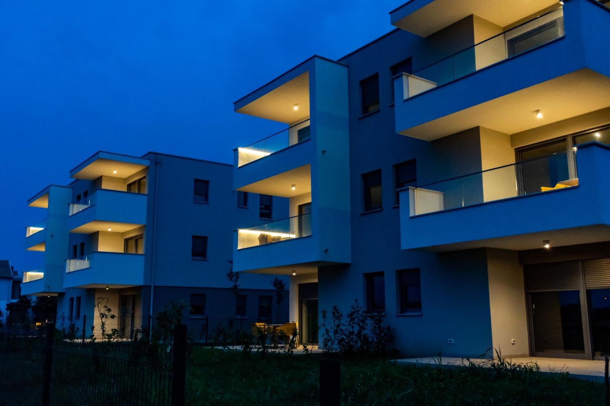 Baden Resort Basanija, Umag-With Sea View, Parking And 300M From The Beach Zewnętrze zdjęcie
