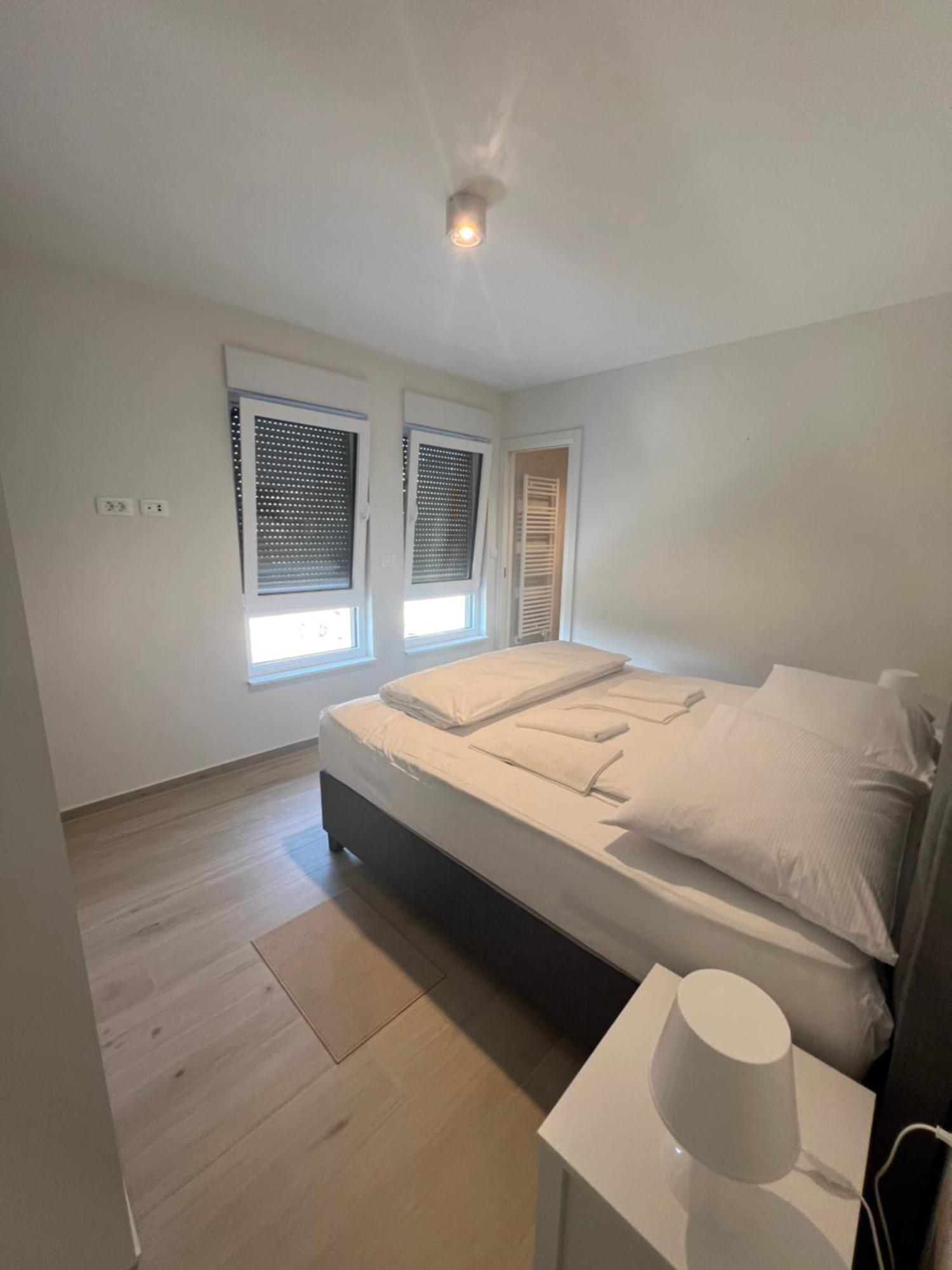 Baden Resort Basanija, Umag-With Sea View, Parking And 300M From The Beach Zewnętrze zdjęcie