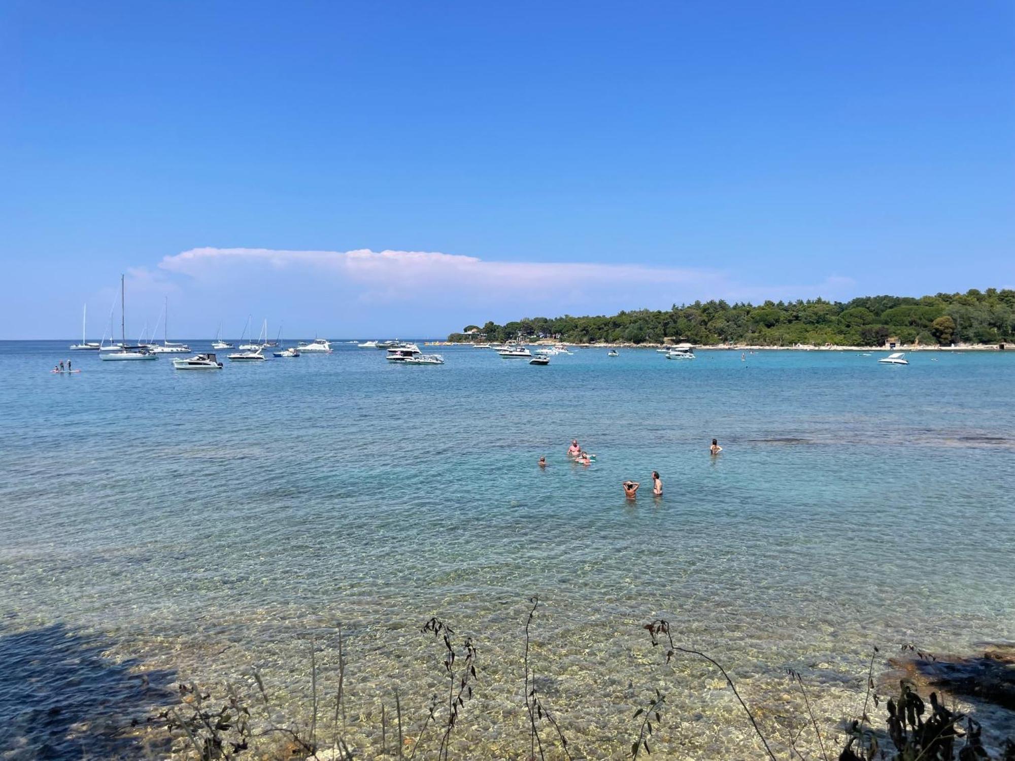 Baden Resort Basanija, Umag-With Sea View, Parking And 300M From The Beach Zewnętrze zdjęcie